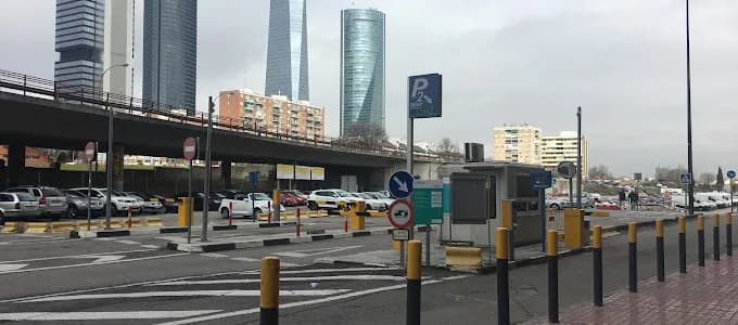 Parking Apark Estación de Chamartín · Madrid en Madrid — foto 2 de 2