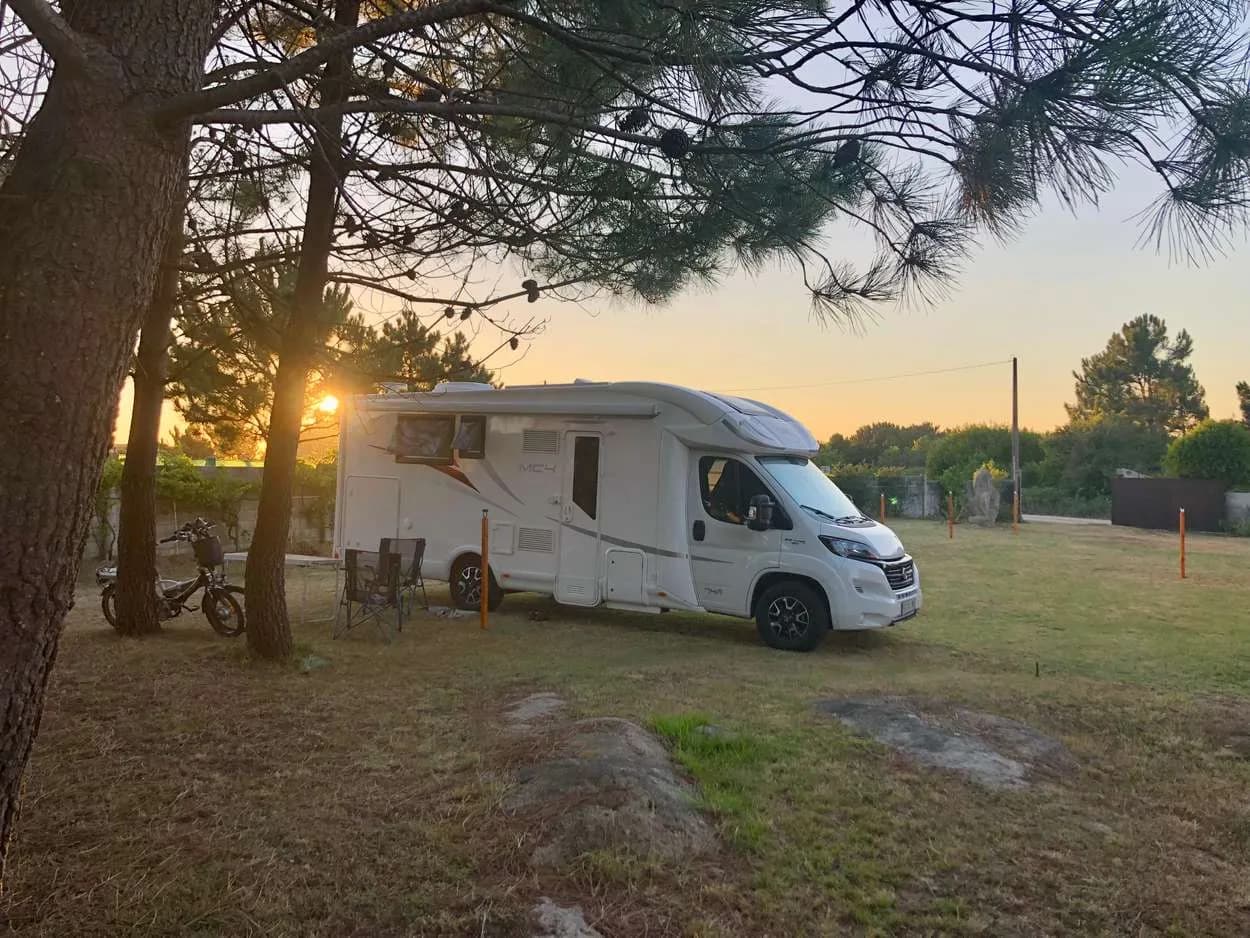 Parking autocaravanas Furna Brava en Basoñas, O Porto do Son en O Porto do Son (A Coruña) — foto 3 de 3
