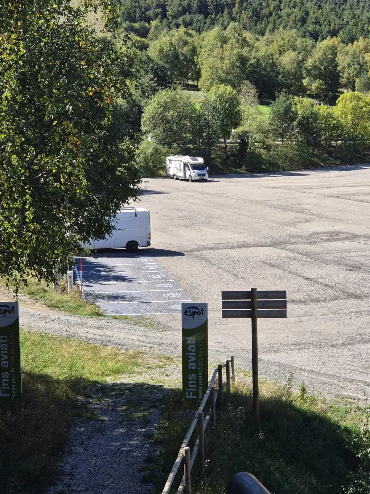 Parking para autocaravanas en Super Espot, Espot en Espot (Lleida) — foto 2 de 4