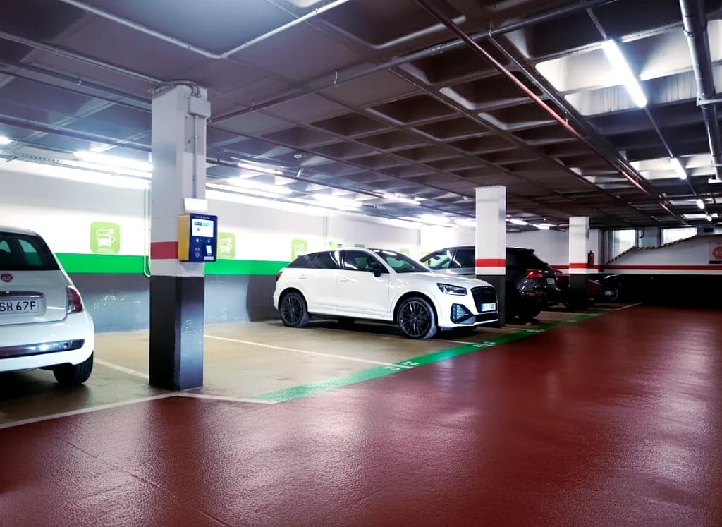 Parking Hospital Clínic 24h (Interparking Provença, Barcelona) en Barcelona
