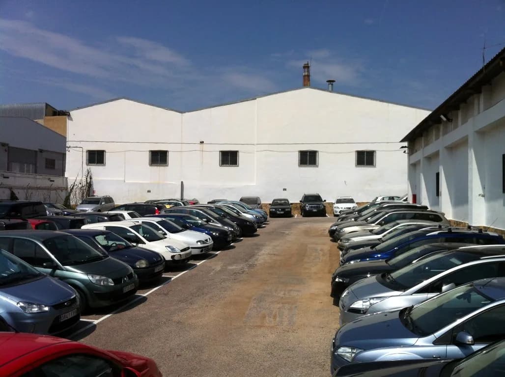 Parking Low Cost Parking Valencia en Manises (Valencia)