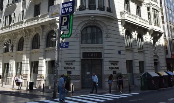 Parking Lys en Valencia
