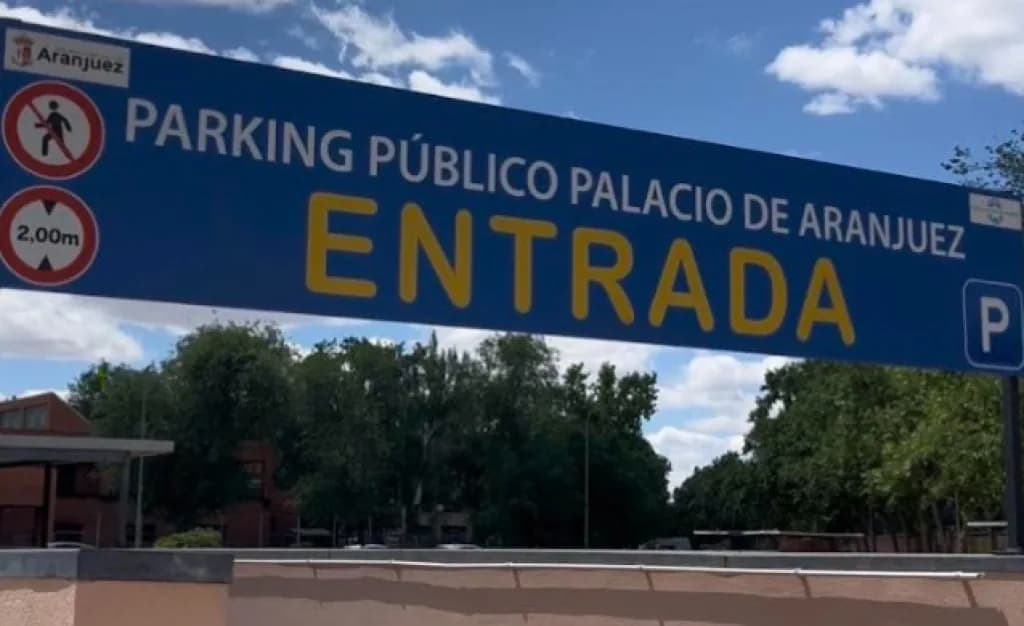 Parking Palacio de Aranjuez: abierto 24 h y vigilado en Aranjuez (Madrid) — foto 2 de 2