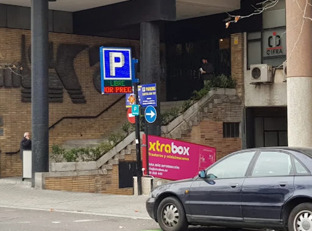 Parking Cuzco 125 junto al Bernabéu, Madrid en Madrid — foto 2 de 2