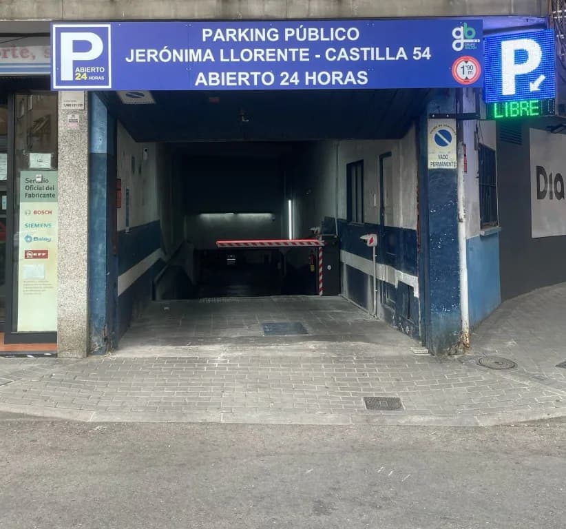 Parking Jerónima Llorente 24h, Madrid (Castilla 54) en Madrid — foto 2 de 2