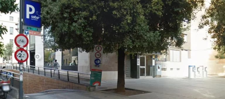 Parking Saba Plaza Dr. Robert en Sabadell (Barcelona)