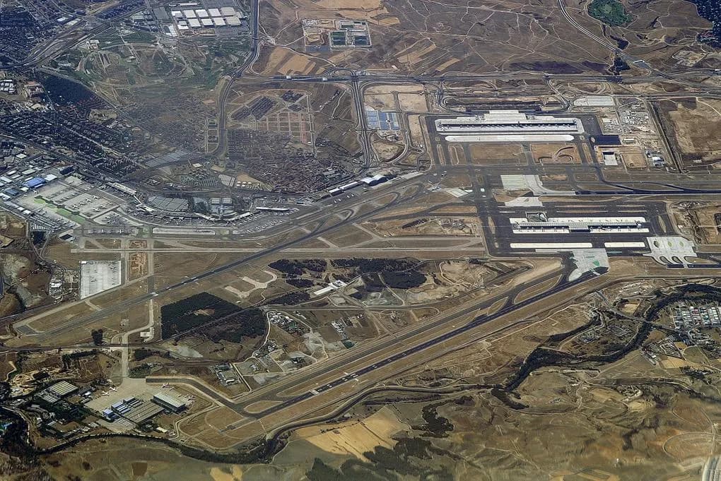 Aeropuerto Adolfo Suárez Madrid-Barajas (MAD)