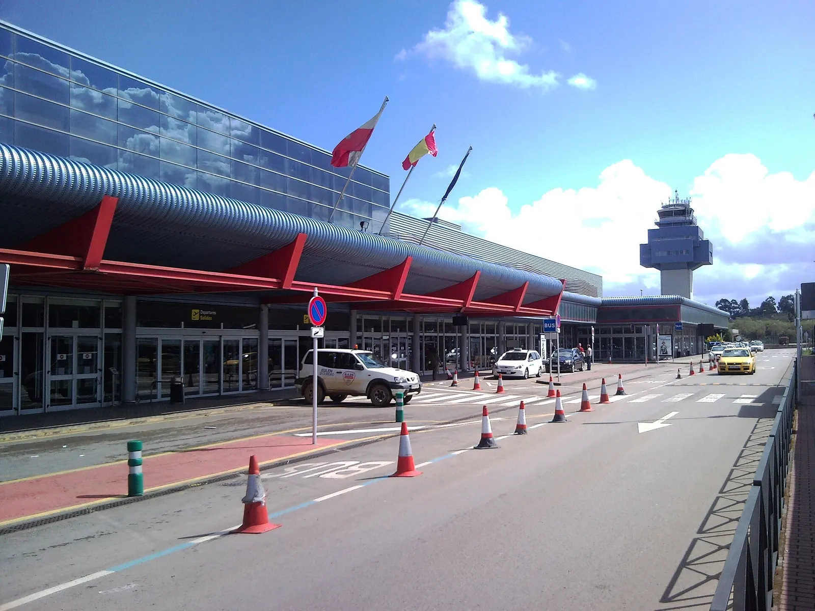 Aeropuerto Seve Ballesteros-Santander (SDR)