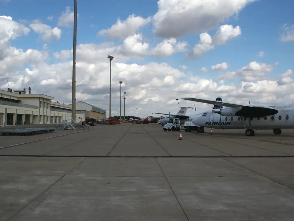 Aeropuerto de Sevilla (SVQ)