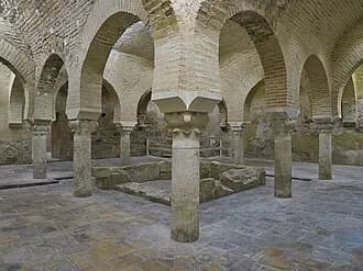 Baños Árabes - Palacio de Villardompardo (Jaén)