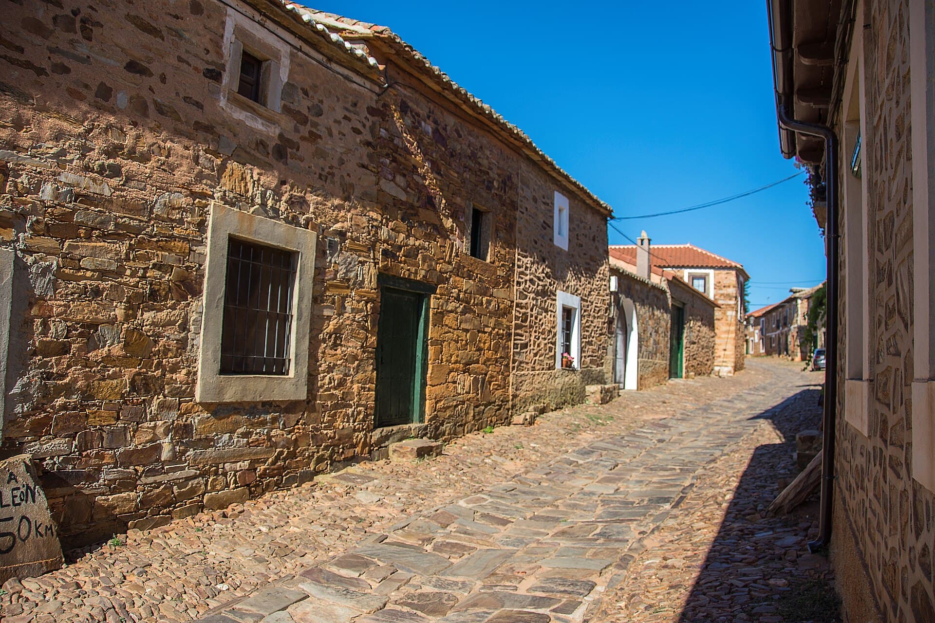 Castrillo de los Polvazares (León)