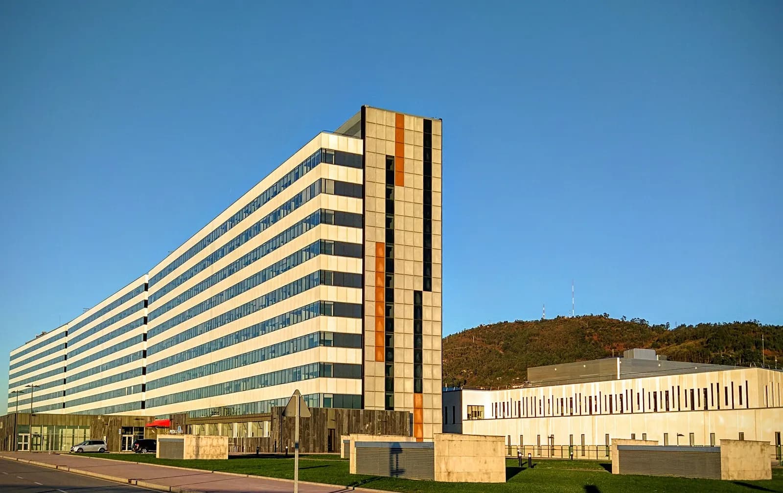 Hospital Universitario Central de Asturias (HUCA)