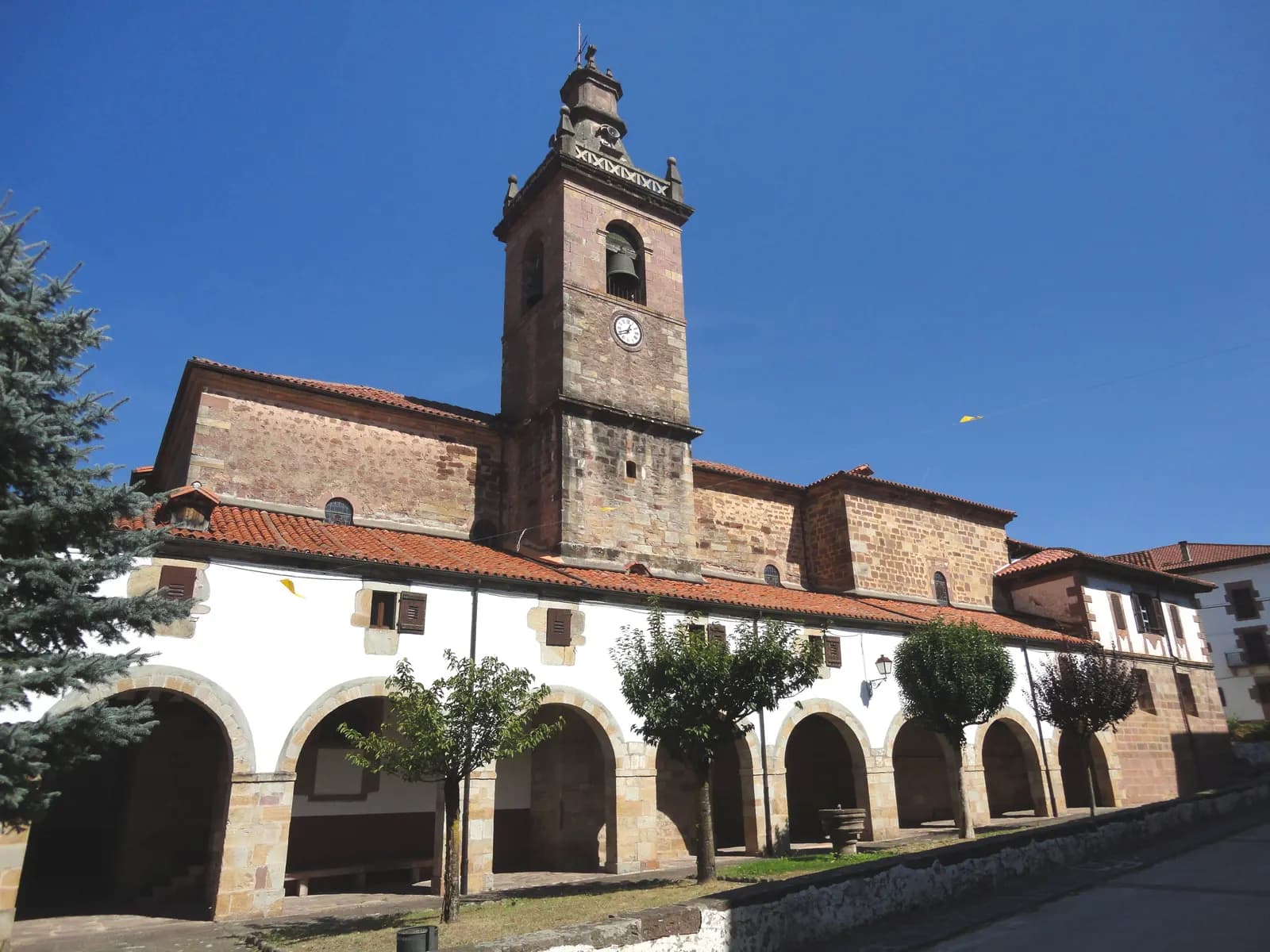 Iglesia de San Juan Bautista (Baztan)