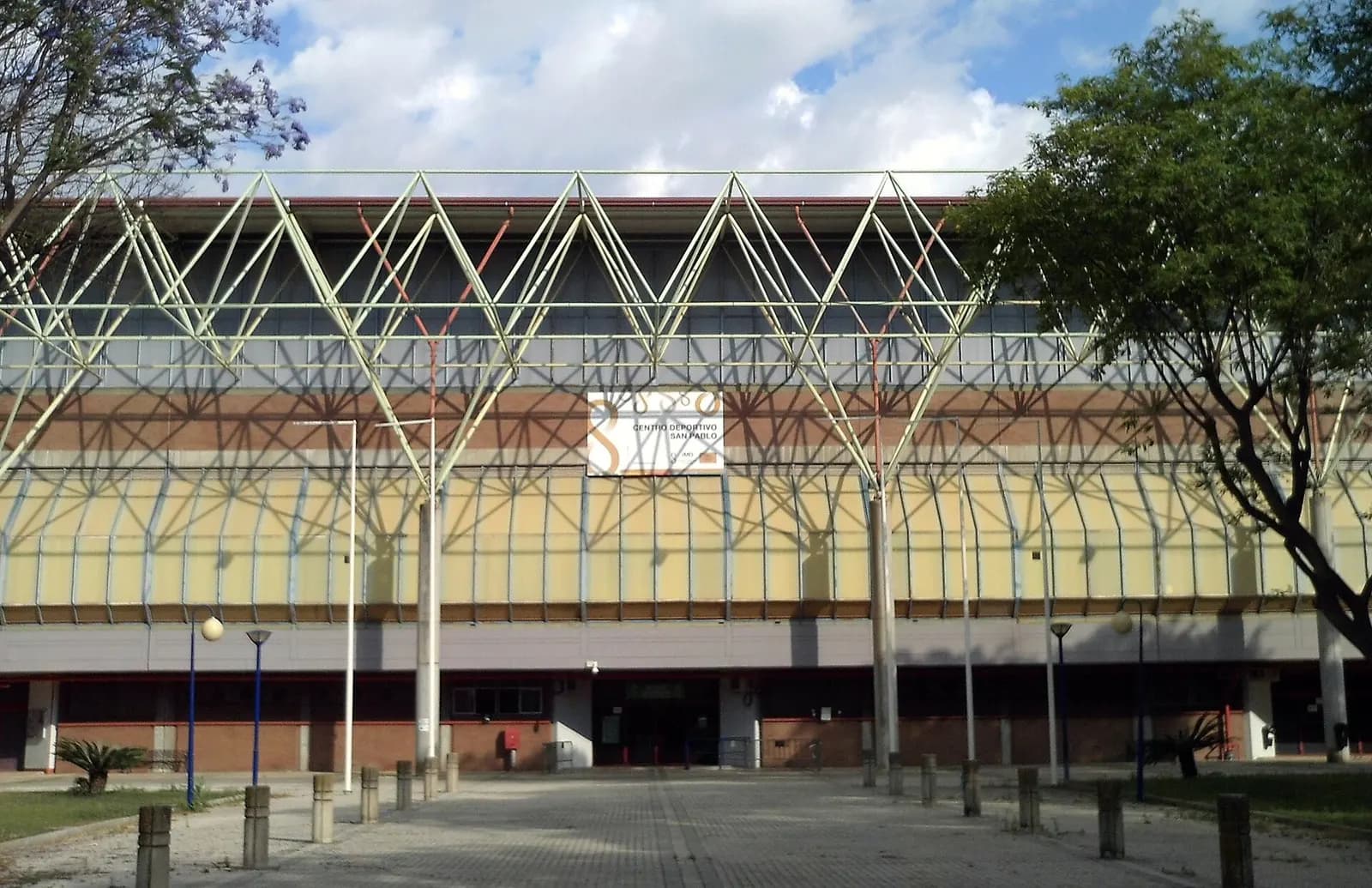 Palacio de Deportes San Pablo (Sevilla)