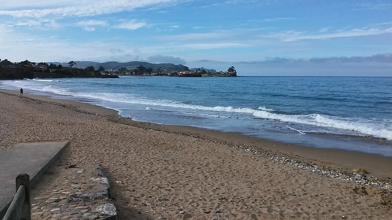 Playa de La Espasa (Caravia)