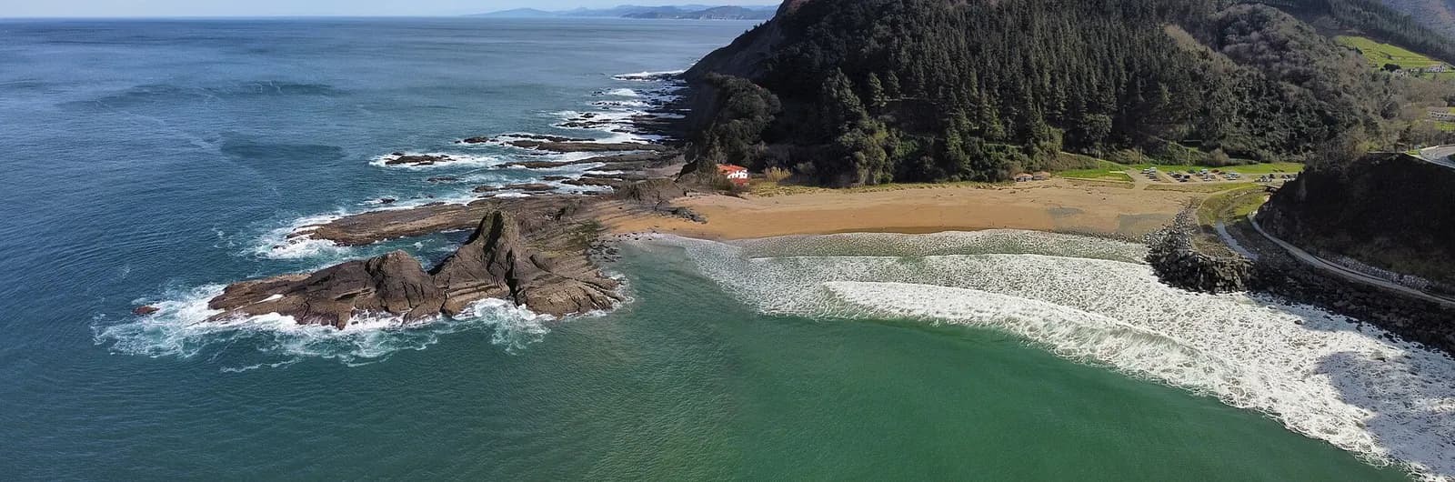 Playa de Saturrarán