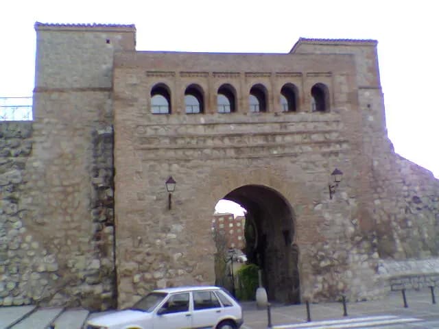 Puerta de San Esteban