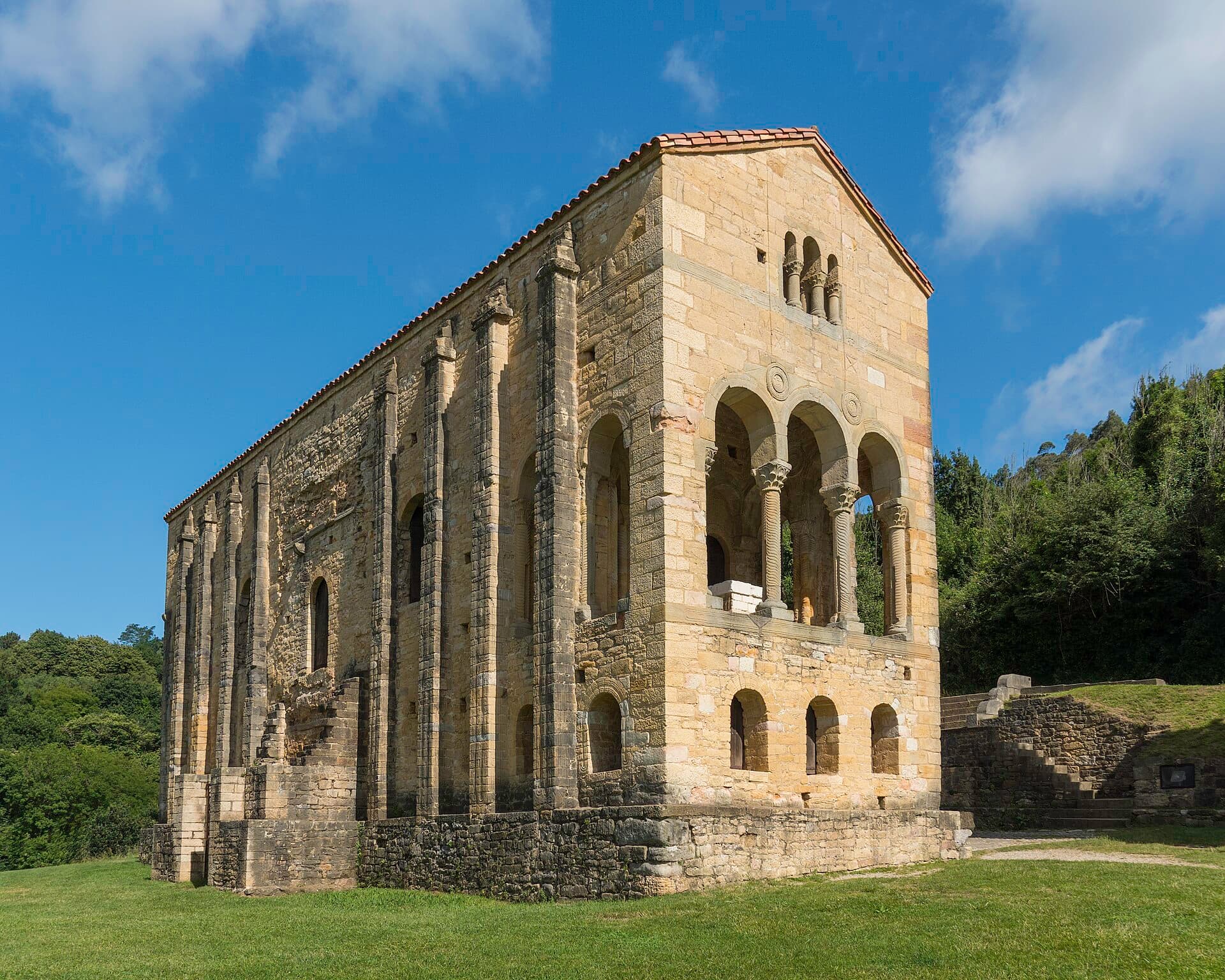 Santa María del Naranco (Oviedo)