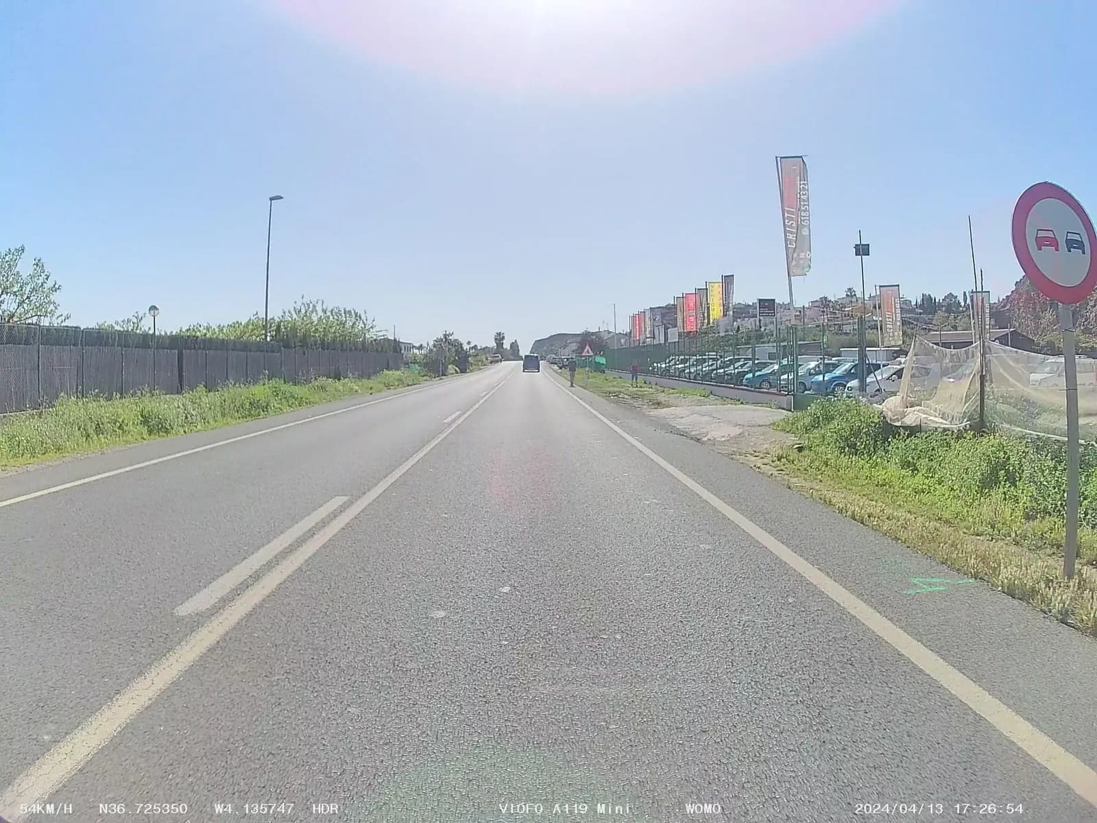 Parking Autocaravanas junto al Mar en Almayate (Vélez-Málaga) en Vélez-Málaga (Málaga)