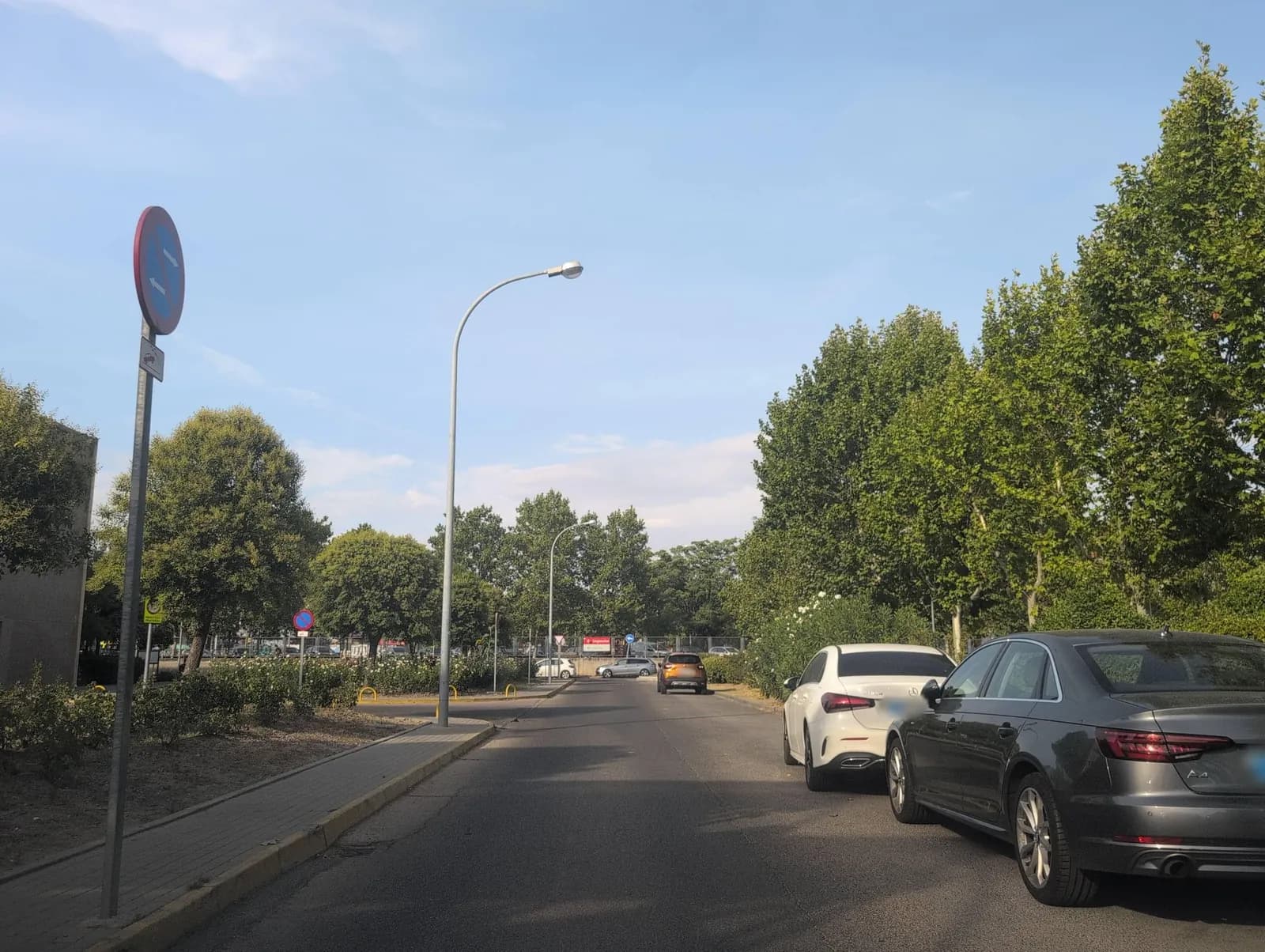 Aparcamiento gratuito del Hospital de Getafe (Madrid) en Getafe (Madrid) — foto 2 de 2