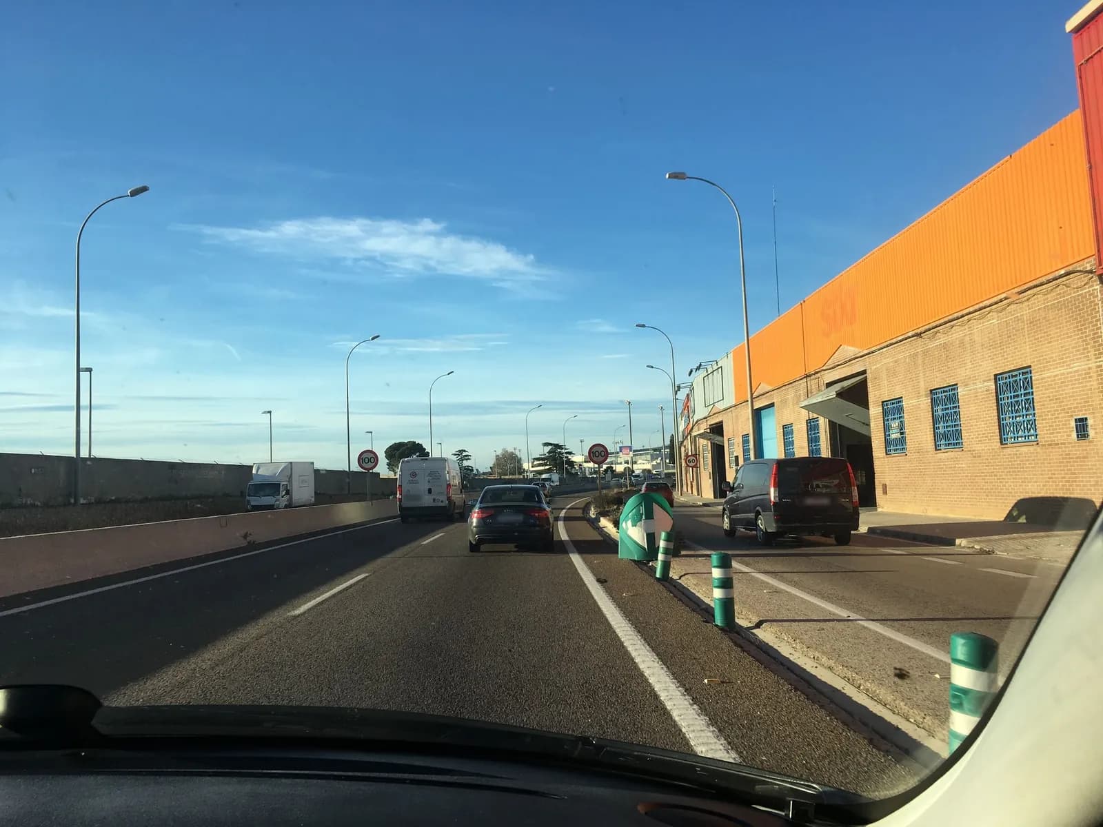 Parking Aeropuerto de Valencia con traslado (Manises) en Valencia