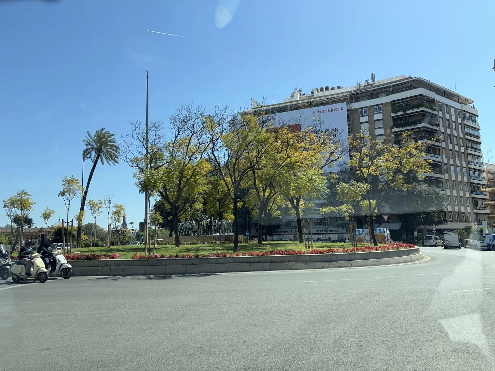 Aparcamiento Plaza de Cuba en Sevilla