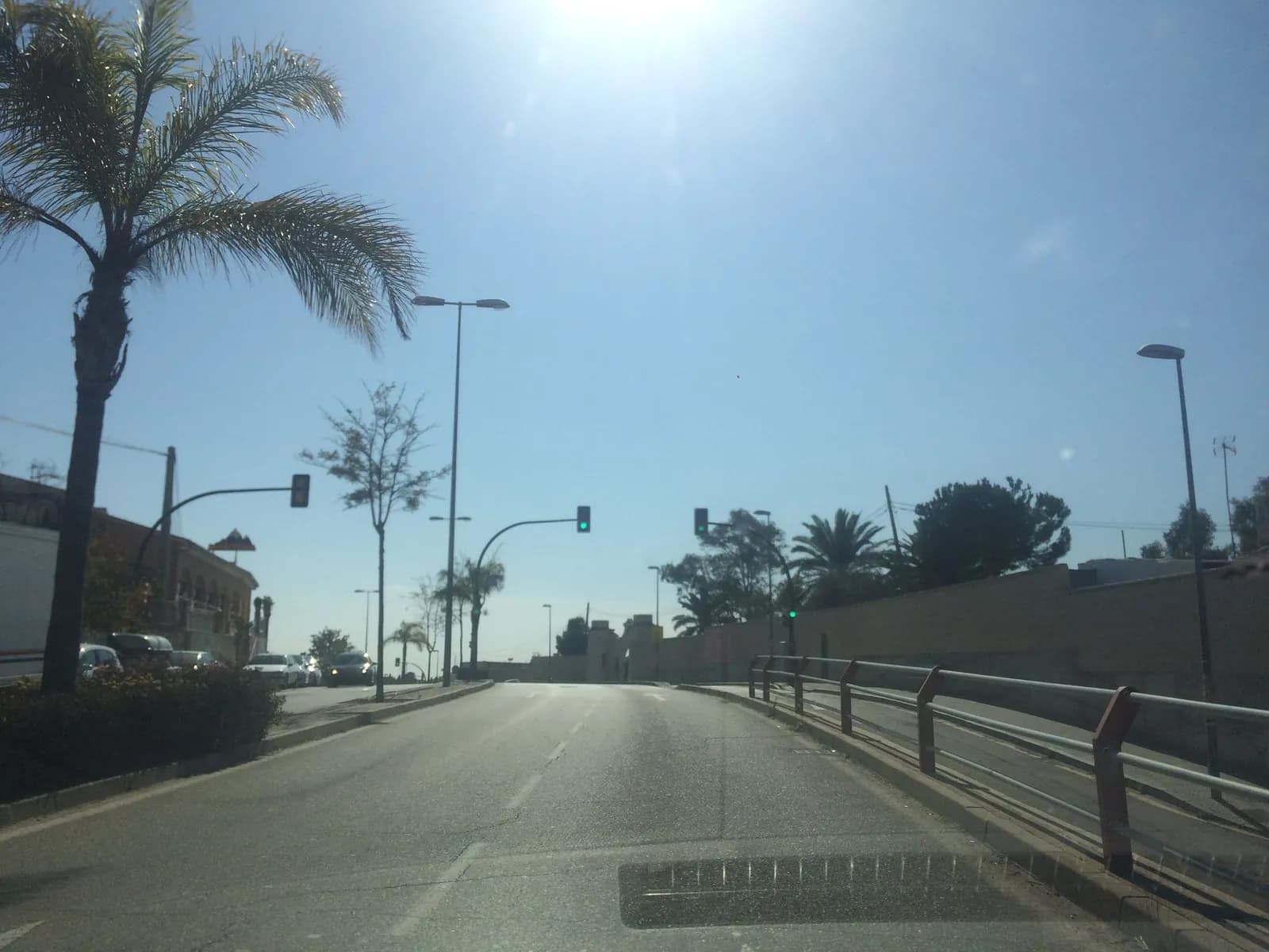 Aparcamiento Colegio Bilingüe Europa, Málaga en Málaga — foto 2 de 2