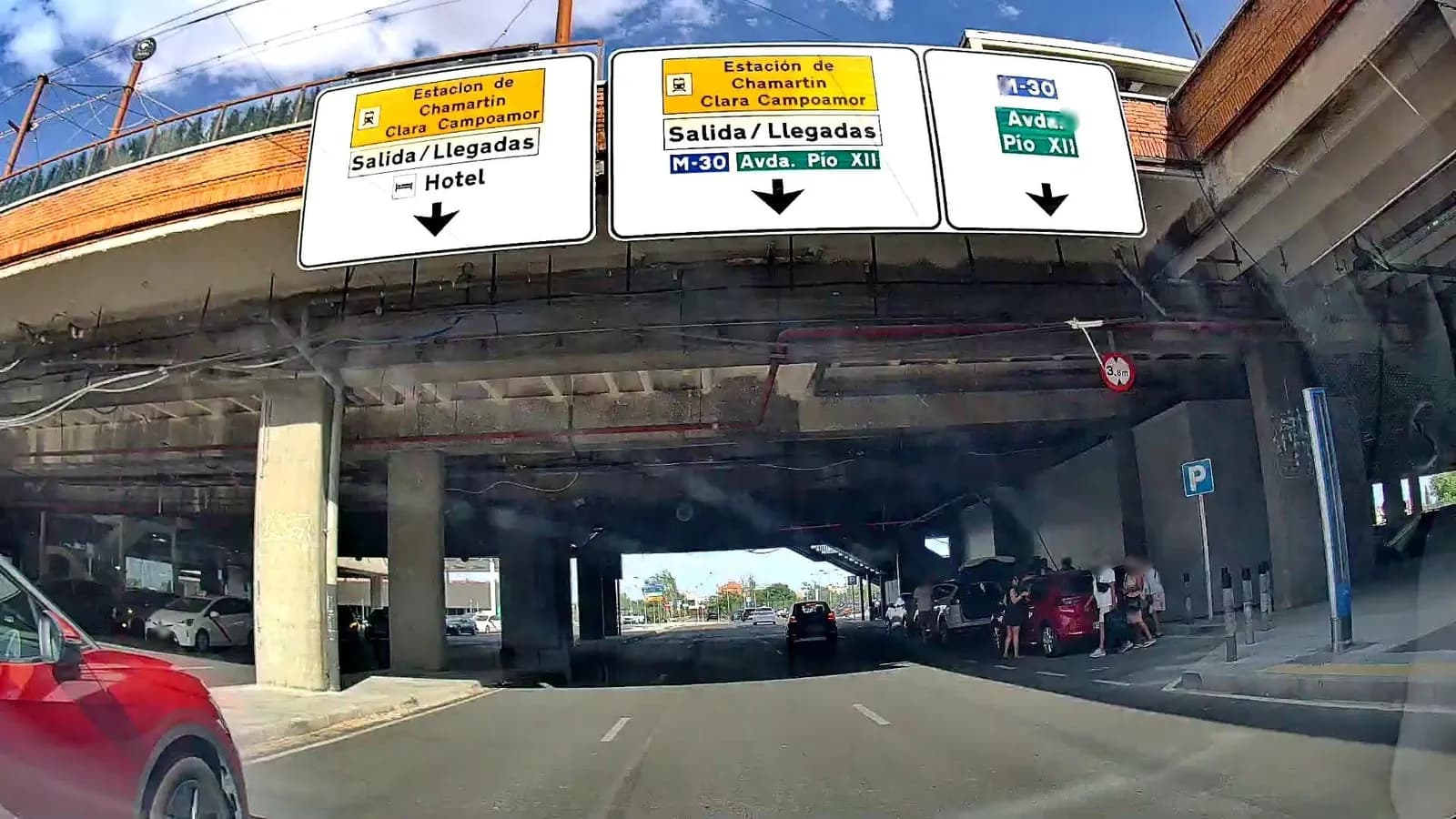 Parking en la Estación de Chamartín (Madrid), abierto 24 h en Madrid