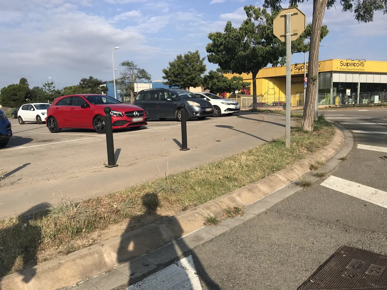 Parking gratis 24 h en la avenida de l'Estació, Blanes (Girona) en Blanes