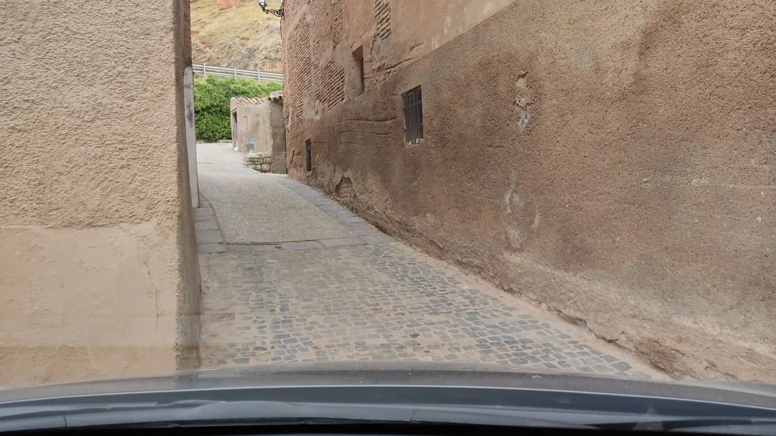 Aparcamiento gratuito en Calle Almas en Daroca (Zaragoza)
