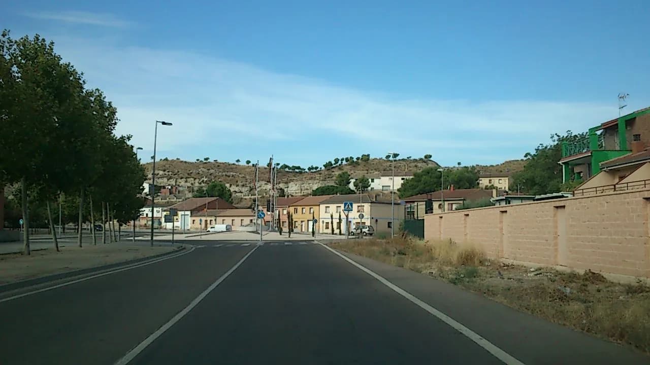 Aparcamiento gratuito en Calle Puilatos en Zuera (Zaragoza)