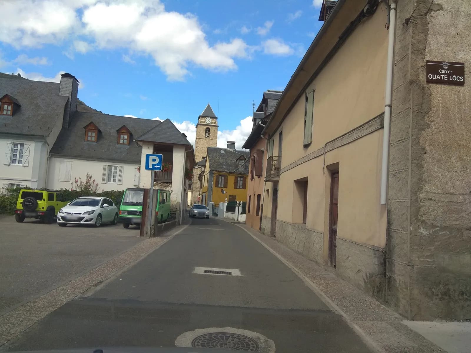 Parking gratuito en el Carrèr de Irissa, Les (Val d'Aran) en Les (Lleida)
