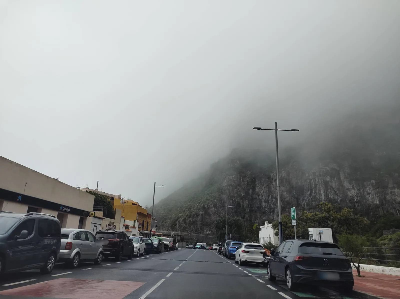 Aparcamiento gratuito en el centro de Agulo (La Gomera) en Agulo