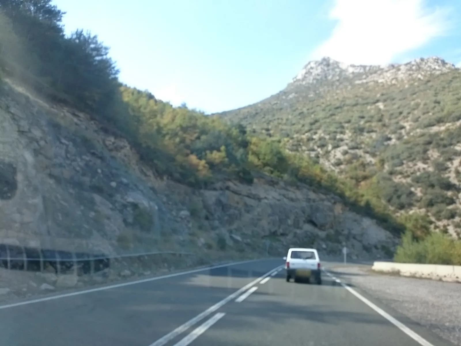 Aparcamiento gratuito en el norte de Sopeira en Sopeira (Huesca)