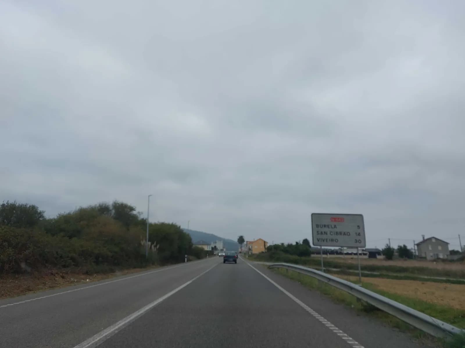 Aparcamiento gratuito en el sureste de Burela en Burela (Lugo)