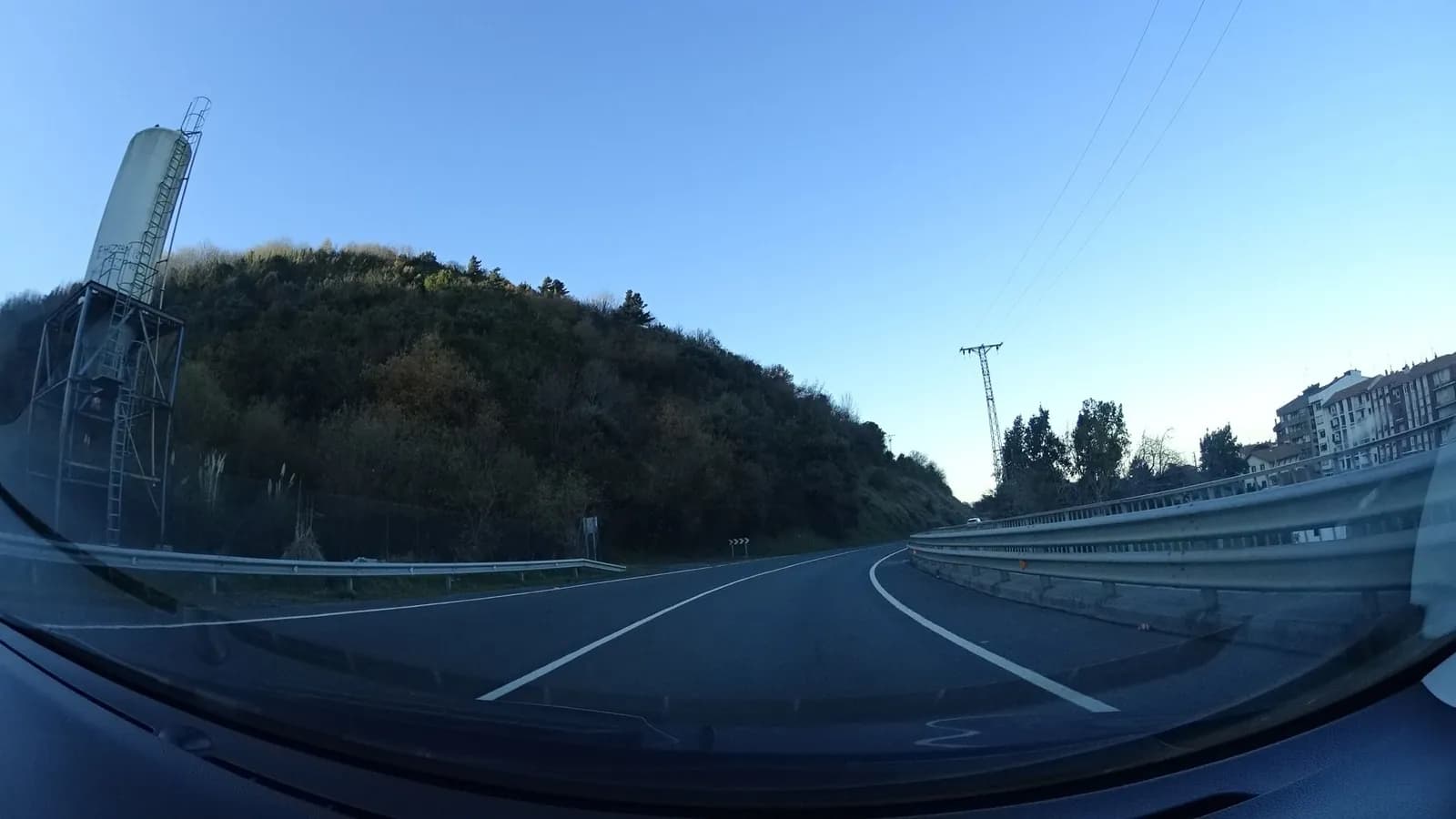 Aparcamiento gratuito en Goitiz auzoa en Mundaka (Bizkaia)
