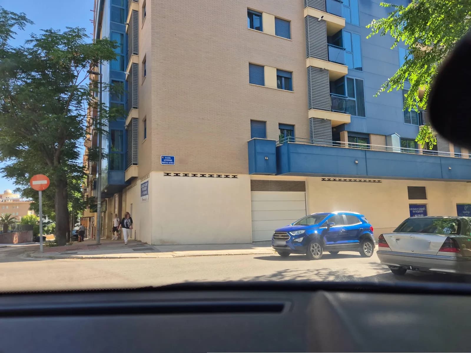 Parking público gratis 24h en Jaén (Av. Antonio Pascual Acosta) en Jaén — foto 2 de 2