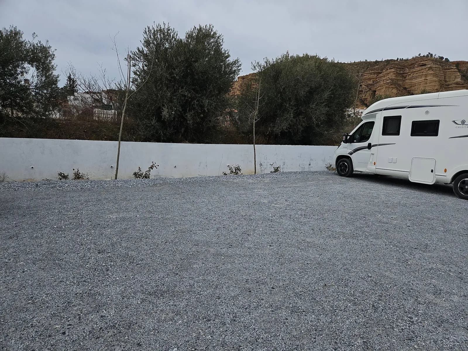 Parking gratuito Área de autocaravanas gratis en Marchal (Granada) en Marchal (Granada)