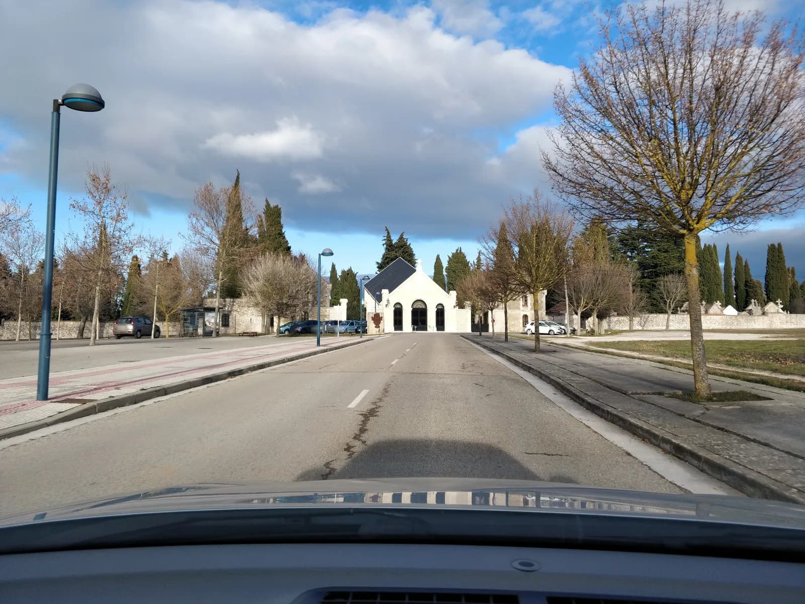 Parking gratuito del Cementerio de San José, Burgos (24 h) en Burgos