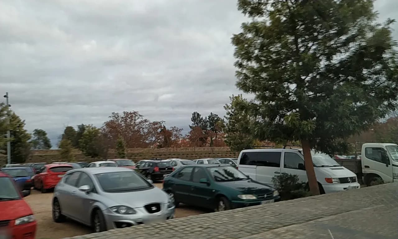 Parking gratuito El Campillo, casco antiguo de Badajoz en Badajoz