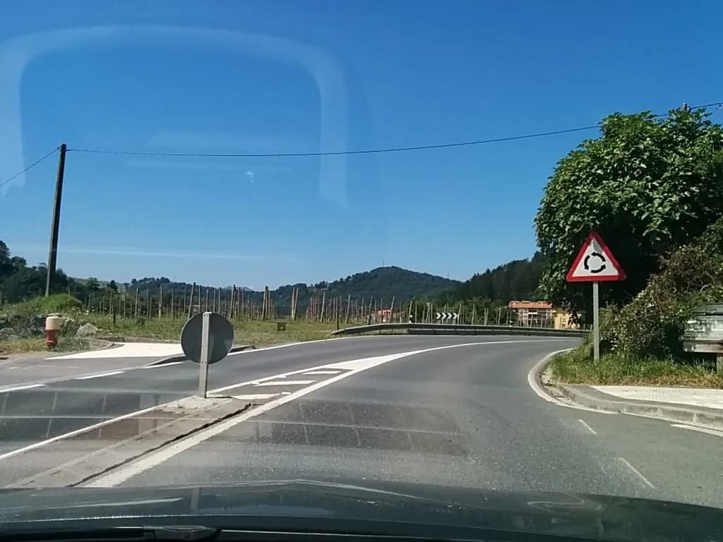 Parking aan N634 en Orio (Gipuzkoa)