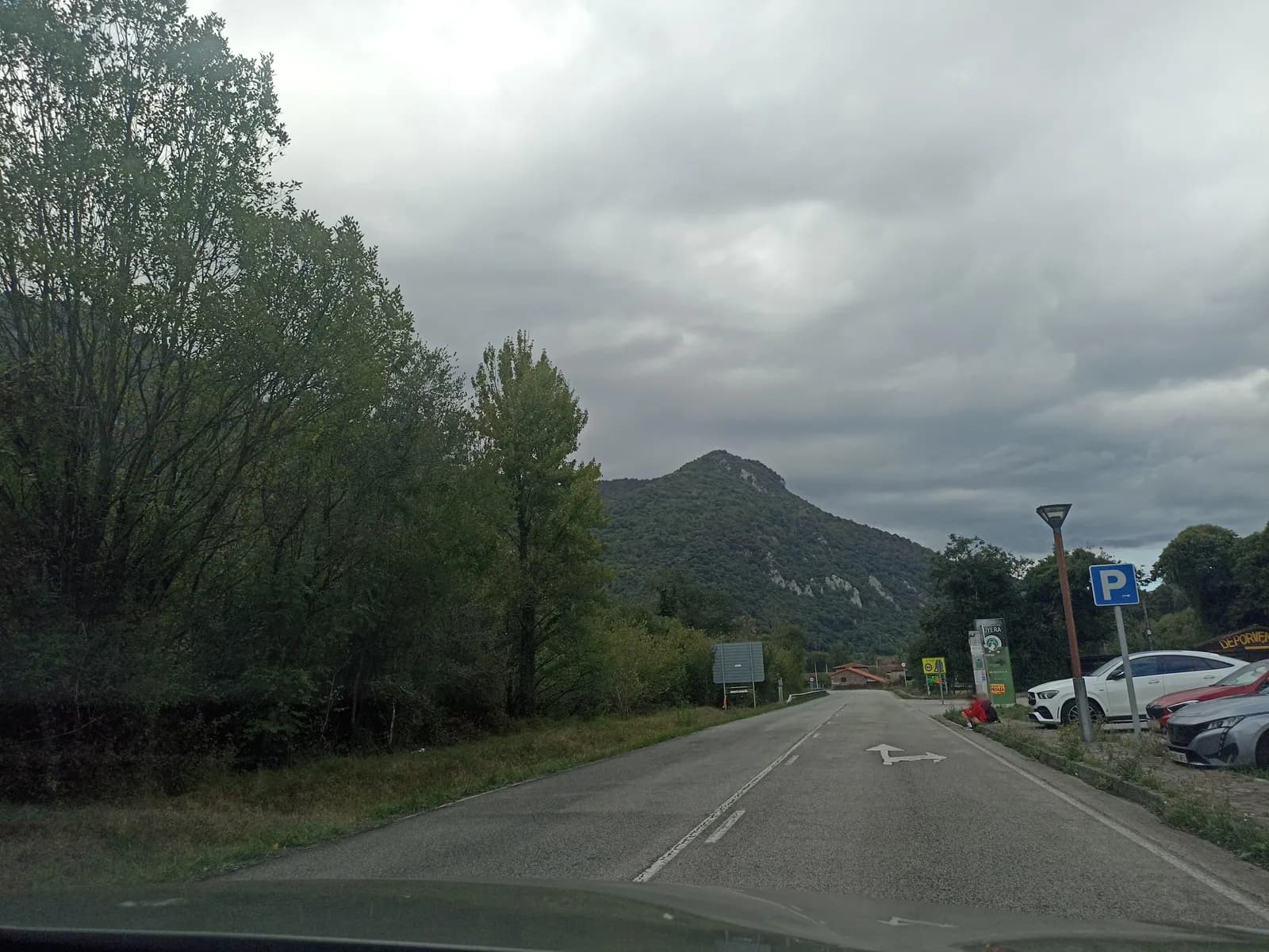 Área de autocaravanas de Buyera, Santo Adriano (Asturias) en Santo Adriano