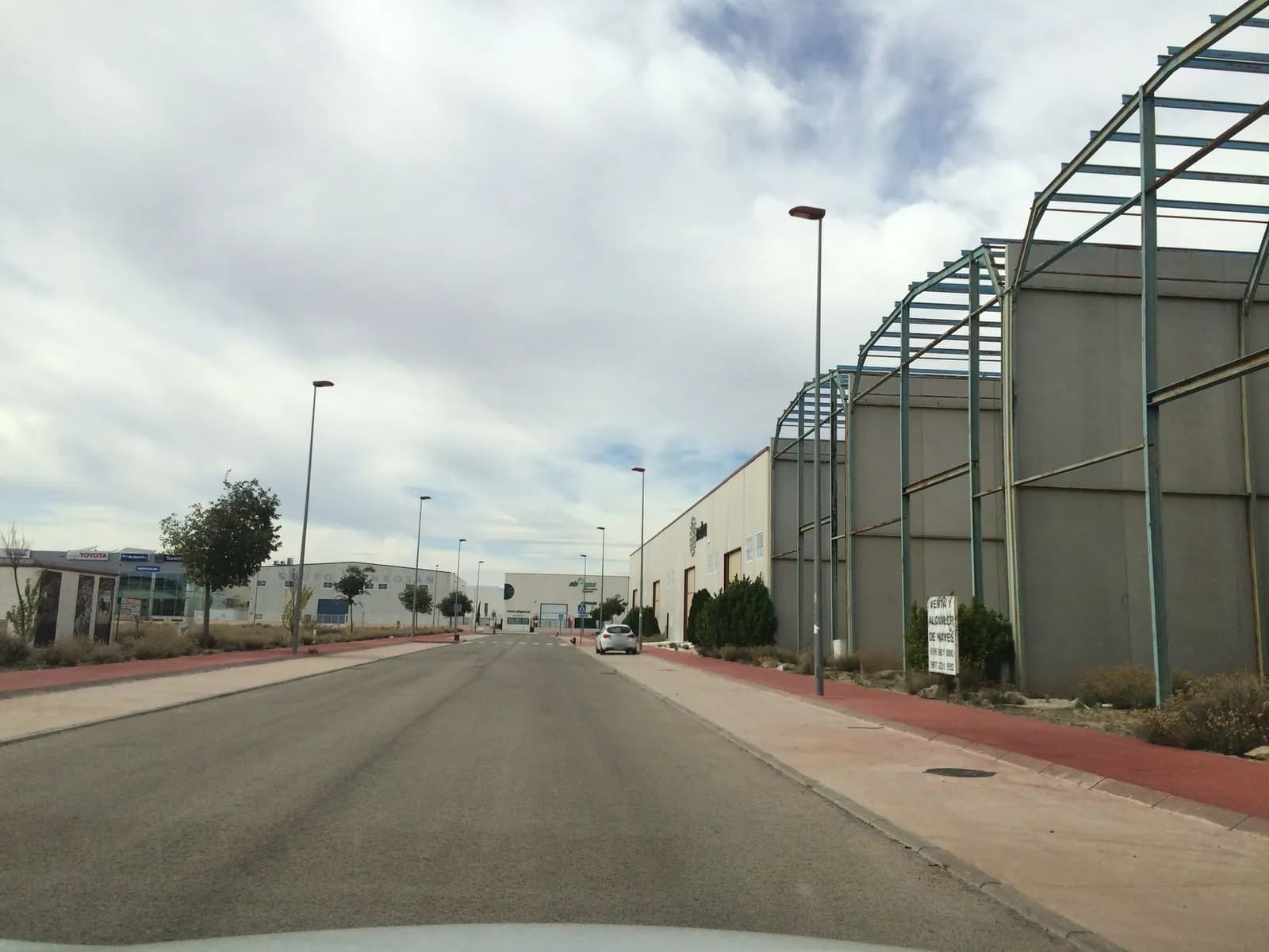 Parking gratuito en Albacete (Calle U) en Albacete — foto 2 de 2