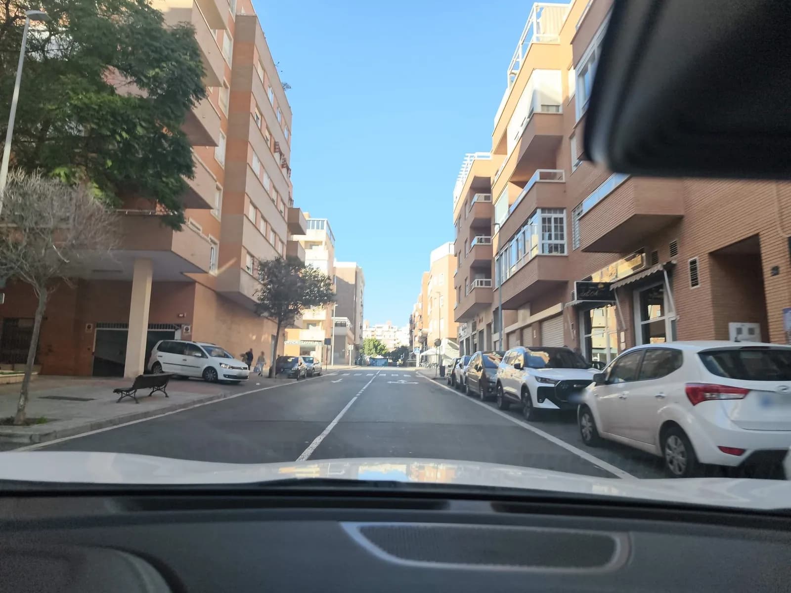 Parking gratuito en Almería (junto a Hospital Universitario Torrecárdenas (Almería)) en Almería