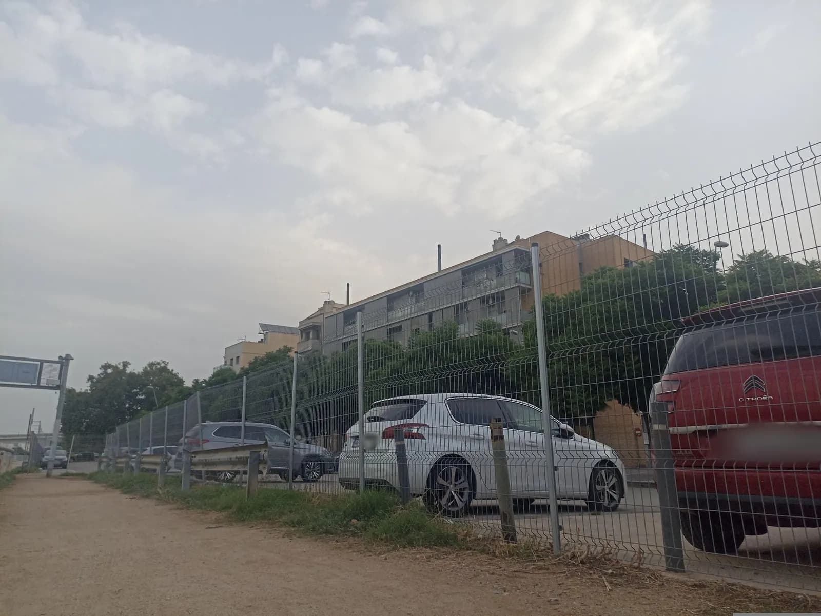Parking gratuito en Badalona (Plaça d'Andreu Molins) en Badalona (Barcelona)