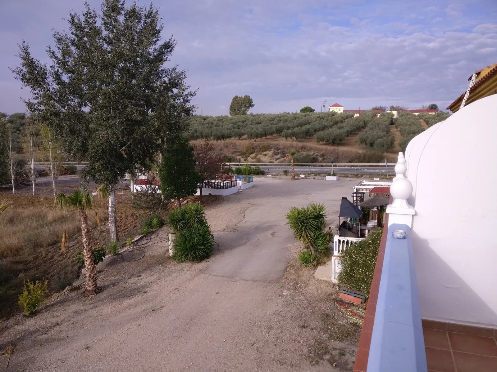 Parking de autocaravanas Hotel Arco del Sol, Colmenar en Colmenar