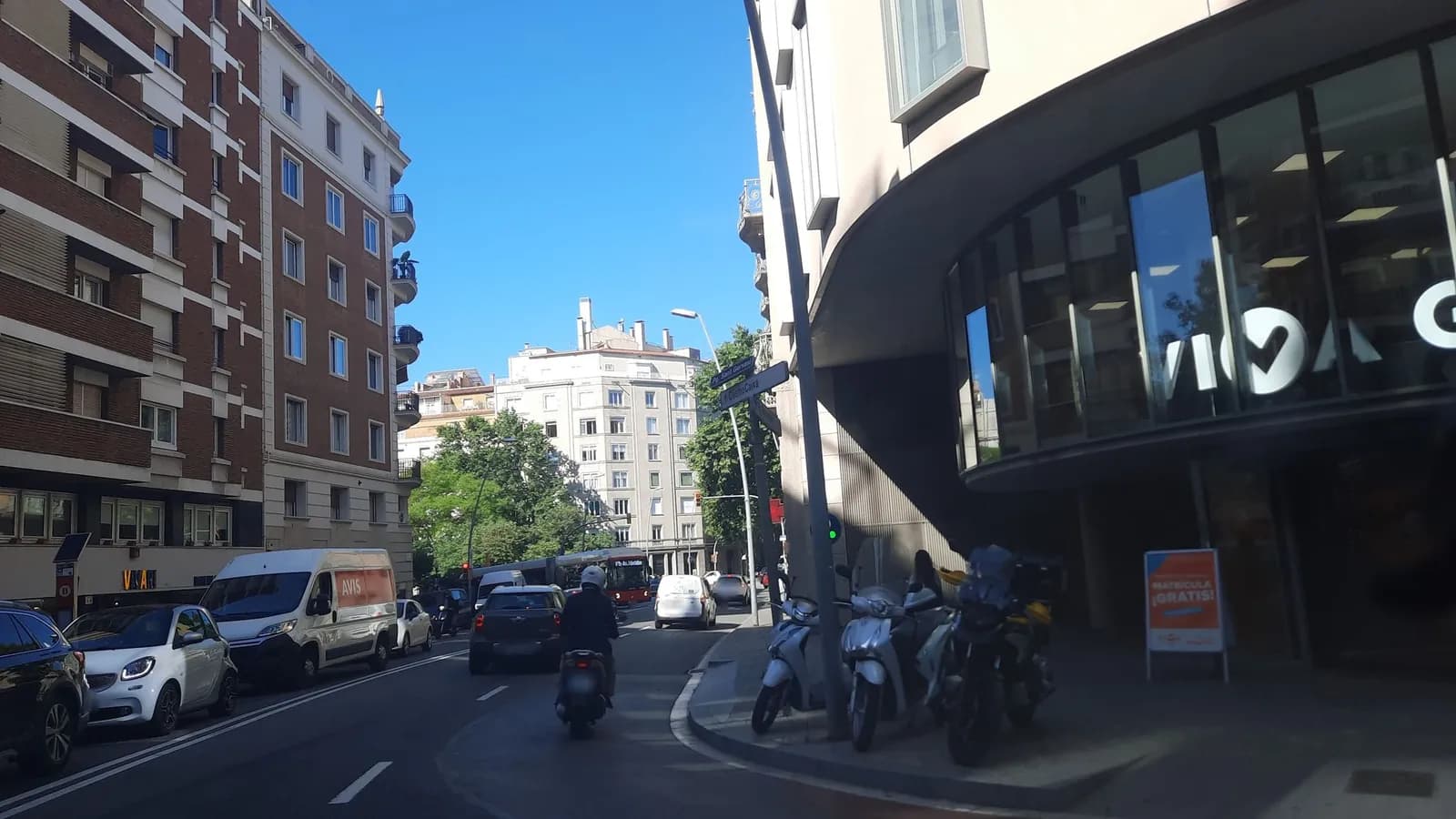 Parking NN La Rotonda en Barcelona