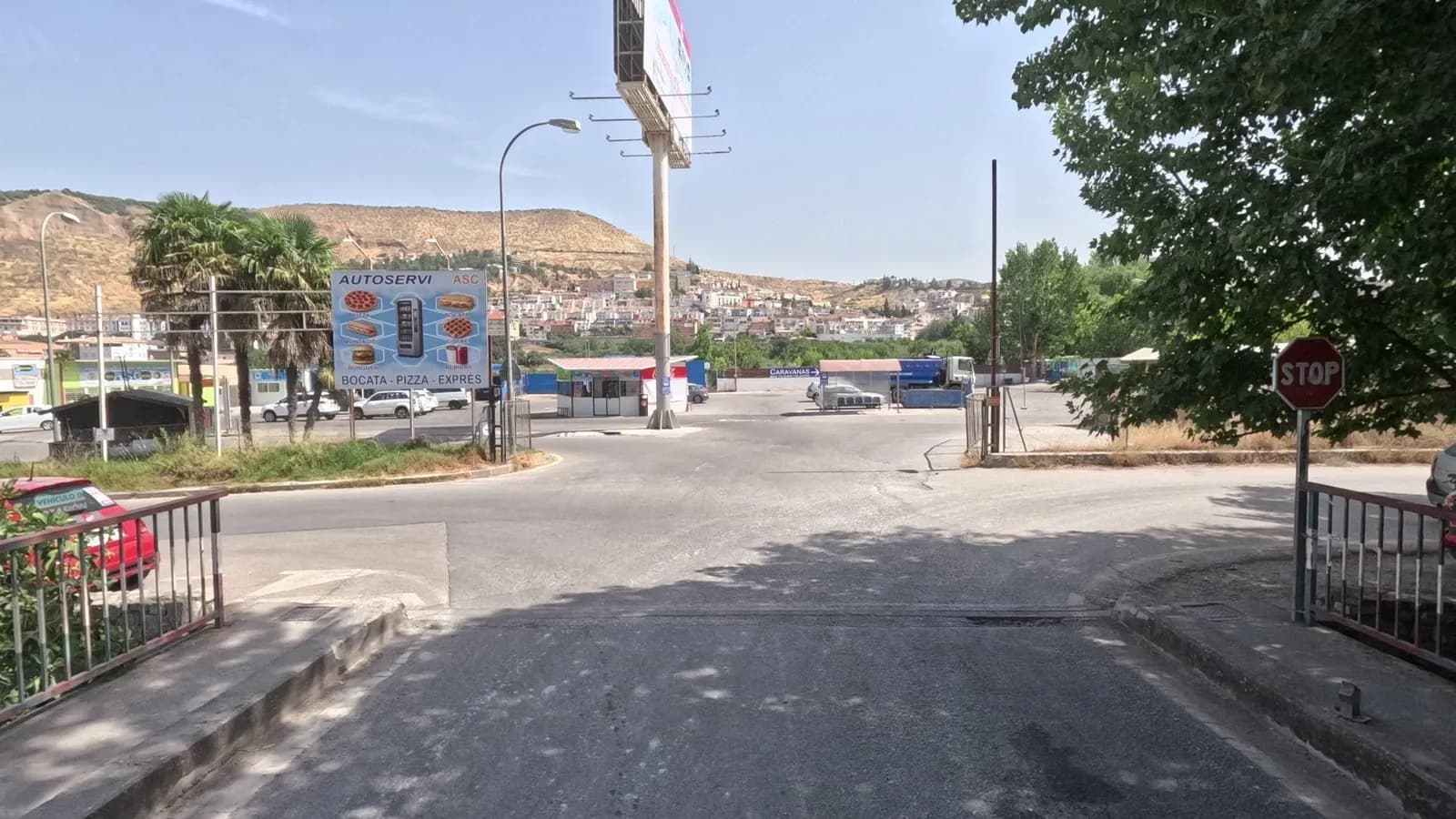 Parking de autocaravanas en Cenes de la Vega (Granada) en Cenes de la Vega