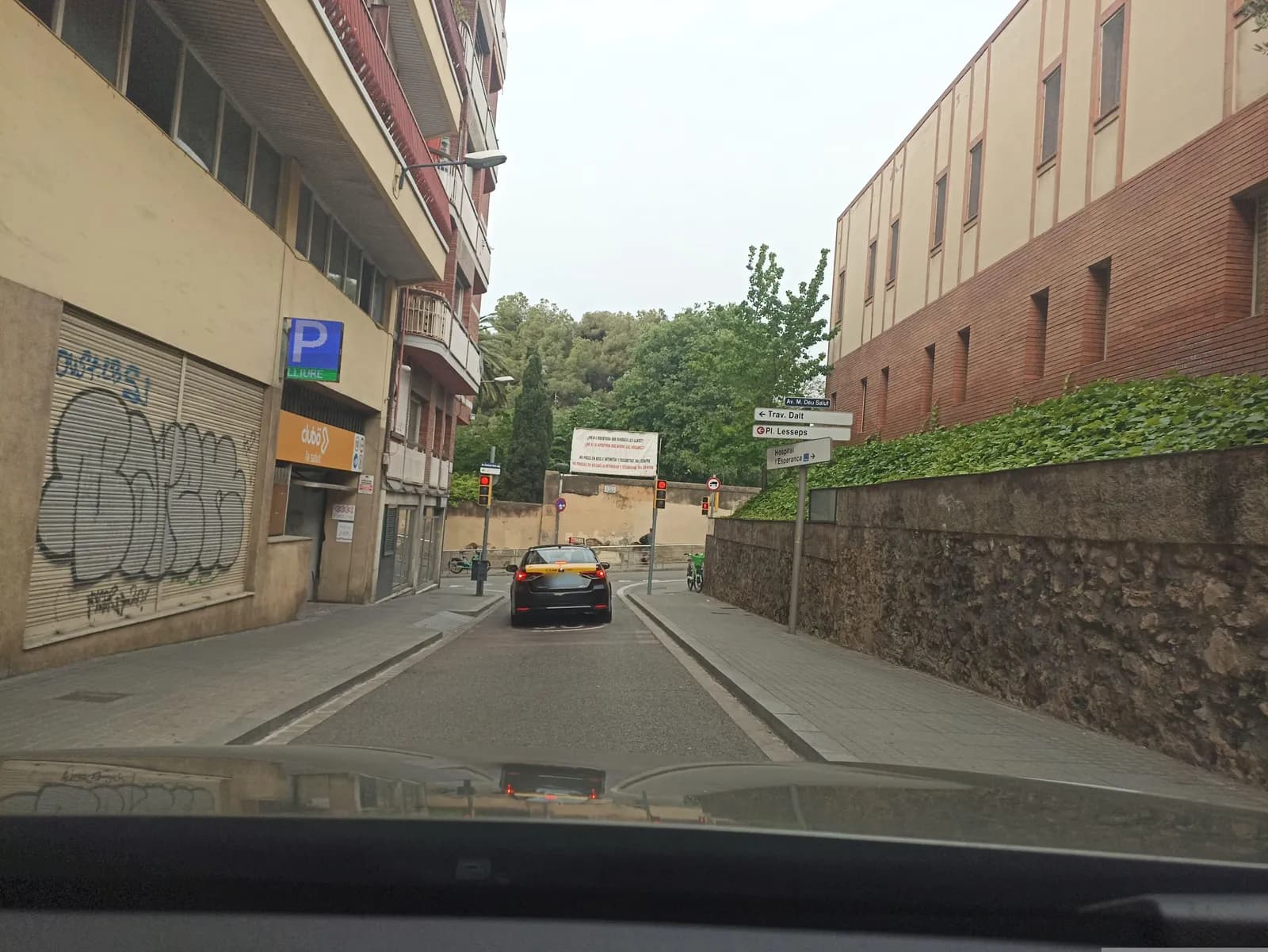 Parking cerca del Park Güell en Barcelona (CLUBÖ La Salut) en Barcelona