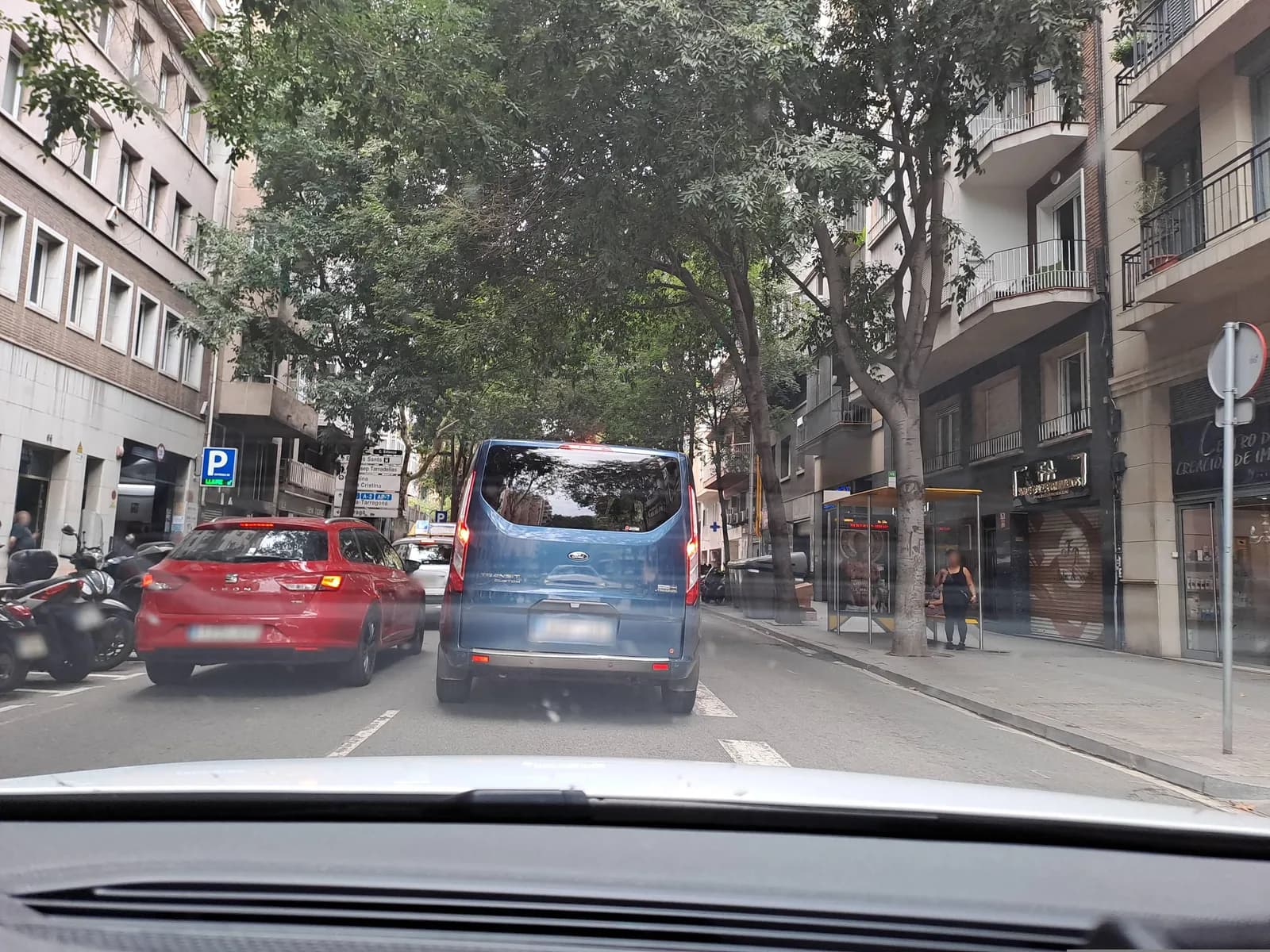 Parking cubierto Entença 95 en el Eixample, Barcelona (24 h) en Barcelona